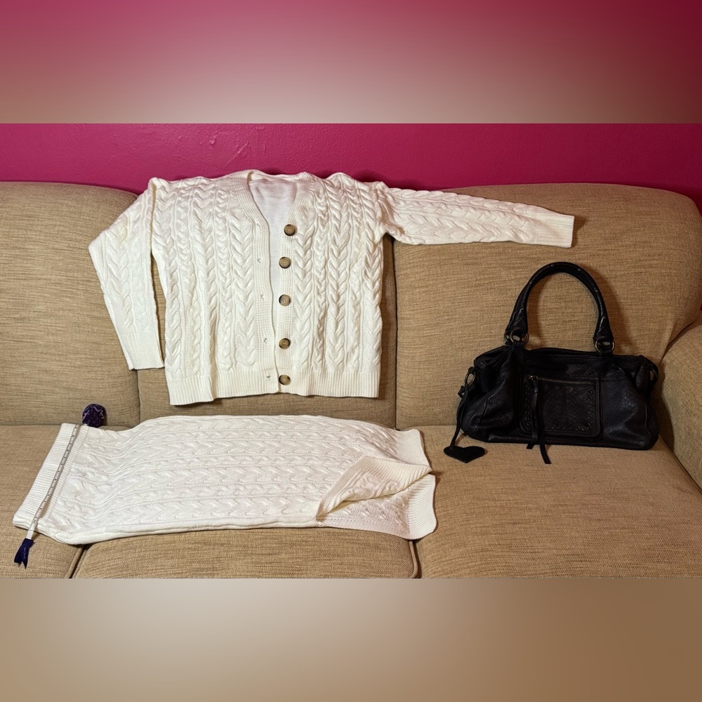 NWT Cable Knit 2-Piece Winter White Sweater Set - Picture 2 of 12